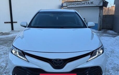 Toyota Camry, 2018 год, 2 680 000 рублей, 4 фотография