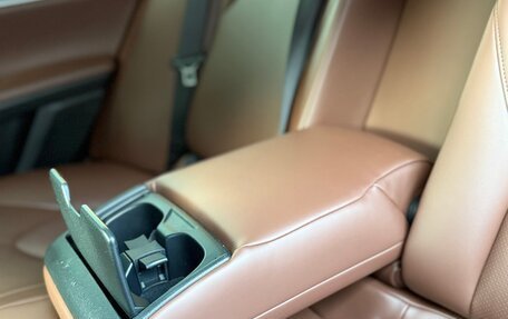 Toyota Camry, 2018 год, 2 680 000 рублей, 18 фотография