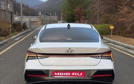 Hyundai Avante, 2023 год, 2 100 000 рублей, 4 фотография