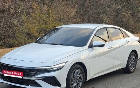 Hyundai Avante, 2023 год, 2 100 000 рублей, 2 фотография