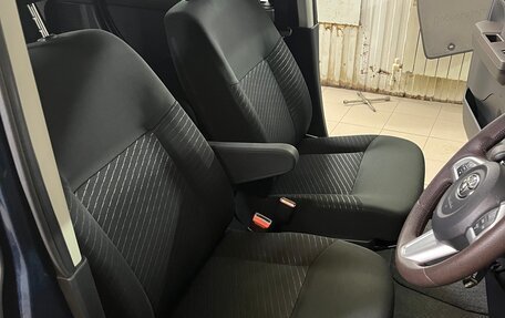 Toyota Roomy I, 2019 год, 1 390 000 рублей, 9 фотография