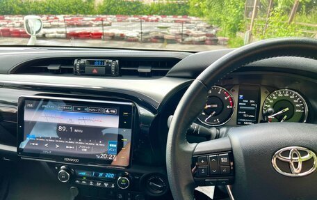 Toyota Hilux VIII, 2020 год, 4 800 000 рублей, 17 фотография