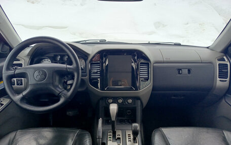 Mitsubishi Pajero III рестайлинг, 2006 год, 1 100 000 рублей, 18 фотография