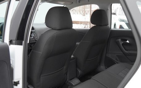 Volkswagen Polo VI (EU Market), 2017 год, 1 100 000 рублей, 11 фотография