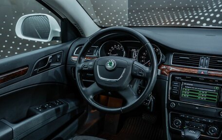 Skoda Superb III рестайлинг, 2012 год, 1 512 000 рублей, 18 фотография