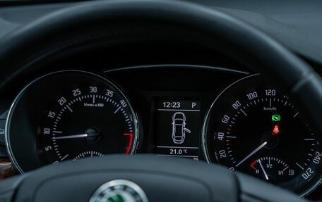 Skoda Superb III рестайлинг, 2012 год, 1 512 000 рублей, 20 фотография