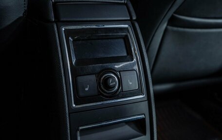 Skoda Superb III рестайлинг, 2012 год, 1 512 000 рублей, 26 фотография