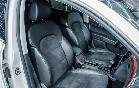 Skoda Superb III рестайлинг, 2012 год, 1 512 000 рублей, 33 фотография