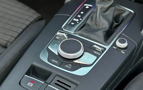 Audi A3, 2018 год, 1 440 000 рублей, 22 фотография