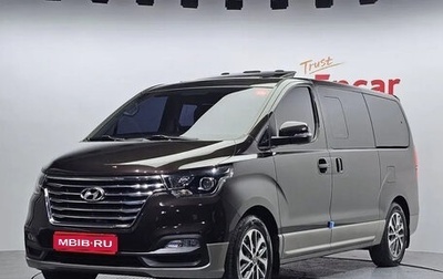 Hyundai Grand Starex Grand Starex I рестайлинг 2, 2021 год, 2 650 000 рублей, 1 фотография