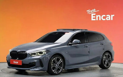 BMW 1 серия, 2021 год, 2 422 000 рублей, 1 фотография