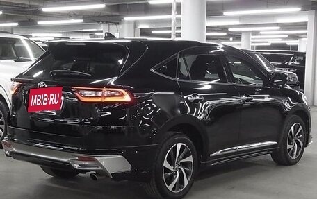 Toyota Harrier, 2017 год, 2 380 000 рублей, 3 фотография