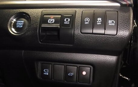 Toyota Harrier, 2017 год, 2 380 000 рублей, 17 фотография