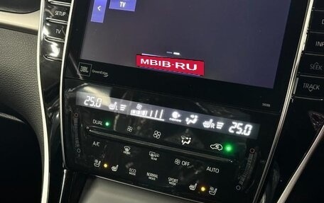 Toyota Harrier, 2017 год, 2 380 000 рублей, 23 фотография