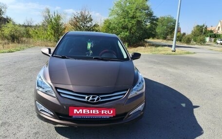Hyundai Solaris II рестайлинг, 2016 год, 1 070 000 рублей, 5 фотография
