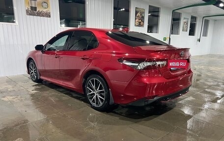 Toyota Camry, 2021 год, 2 590 000 рублей, 2 фотография