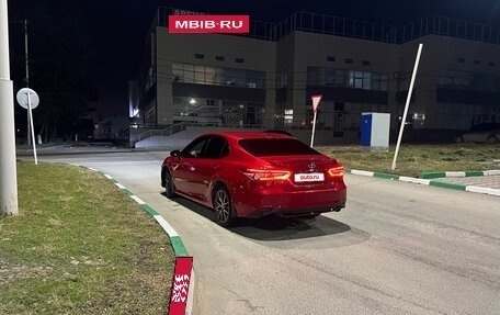 Toyota Camry, 2021 год, 2 590 000 рублей, 7 фотография