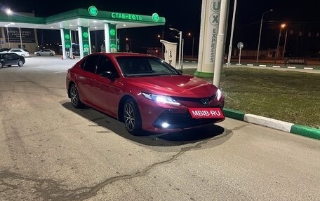 Toyota Camry, 2021 год, 2 590 000 рублей, 8 фотография