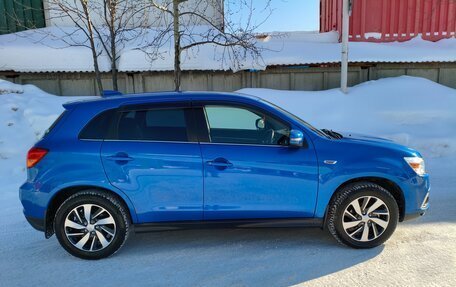 Mitsubishi RVR III рестайлинг, 2018 год, 1 800 000 рублей, 3 фотография