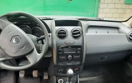 Renault Duster I рестайлинг, 2017 год, 1 600 000 рублей, 5 фотография