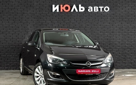 Opel Astra J, 2013 год, 800 000 рублей, 3 фотография