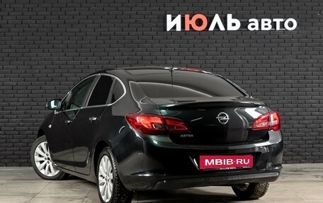 Opel Astra J, 2013 год, 800 000 рублей, 7 фотография