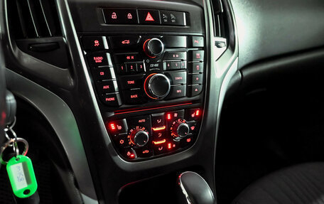 Opel Astra J, 2013 год, 800 000 рублей, 15 фотография