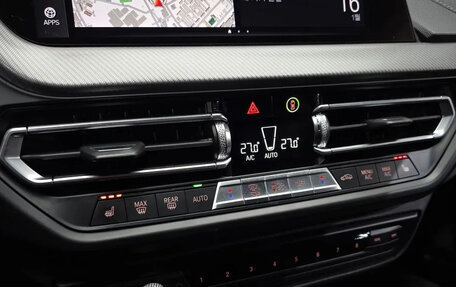 BMW 1 серия, 2021 год, 2 422 000 рублей, 13 фотография