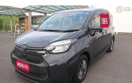 Toyota Sienta, 2022 год, 1 378 855 рублей, 1 фотография