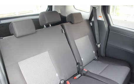 Toyota Sienta, 2022 год, 1 378 855 рублей, 18 фотография