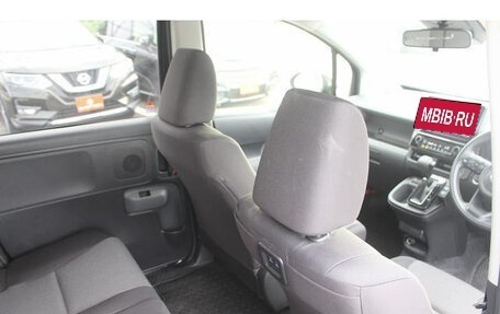 Toyota Sienta, 2022 год, 1 378 855 рублей, 17 фотография