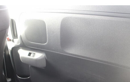 Toyota Sienta, 2022 год, 1 378 855 рублей, 37 фотография