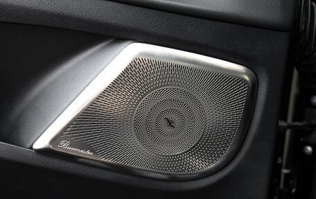 Mercedes-Benz V-Класс, 2023 год, 9 990 000 рублей, 33 фотография