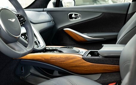 Aston Martin DBX I, 2020 год, 16 000 000 рублей, 13 фотография