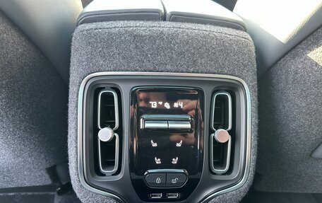 Aston Martin DBX I, 2020 год, 16 000 000 рублей, 32 фотография