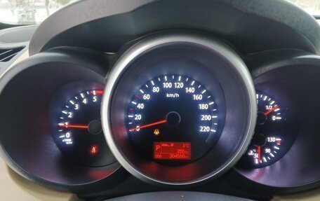 KIA Soul I рестайлинг, 2012 год, 725 000 рублей, 24 фотография