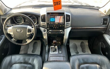 Toyota Land Cruiser 200, 2012 год, 3 899 000 рублей, 16 фотография