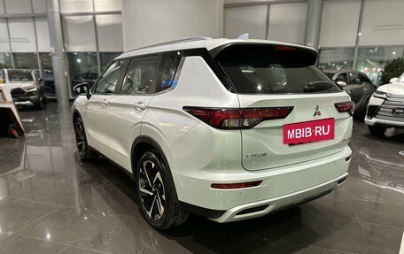 Mitsubishi Outlander, 2023 год, 3 950 000 рублей, 7 фотография