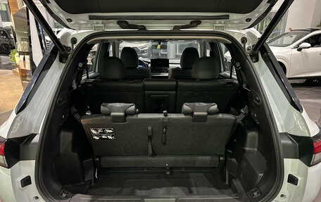 Mitsubishi Outlander, 2023 год, 4 090 000 рублей, 10 фотография