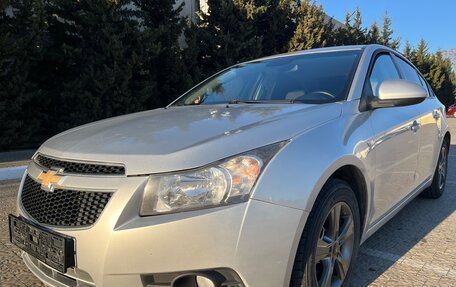 Chevrolet Cruze II, 2011 год, 870 000 рублей, 4 фотография