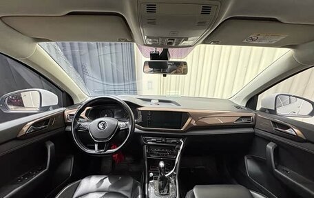 Volkswagen Tharu, 2021 год, 1 500 000 рублей, 9 фотография