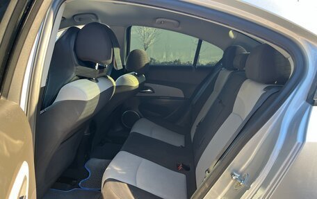 Chevrolet Cruze II, 2011 год, 870 000 рублей, 15 фотография