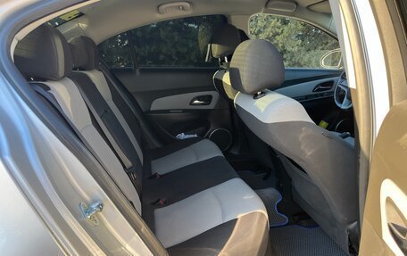 Chevrolet Cruze II, 2011 год, 870 000 рублей, 14 фотография