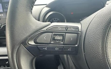 Toyota Yaris, 2022 год, 1 087 000 рублей, 15 фотография