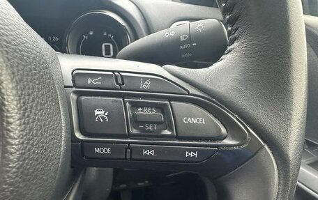 Toyota Yaris, 2022 год, 1 087 000 рублей, 16 фотография