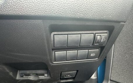 Toyota Yaris, 2022 год, 1 087 000 рублей, 17 фотография