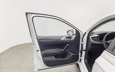 Volkswagen Polo, 2023 год, 1 270 000 рублей, 13 фотография