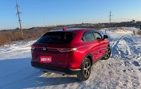 Honda Vezel, 2021 год, 2 200 000 рублей, 2 фотография