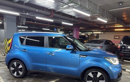 KIA Soul II рестайлинг, 2018 год, 1 725 000 рублей, 3 фотография