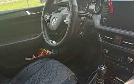 Skoda Rapid II, 2021 год, 1 425 000 рублей, 6 фотография